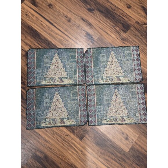 Vtg Christmas Tree Scene Woven Tapestry Placemat Presents Fireplace 11.5x18 - Picture 3 of 8